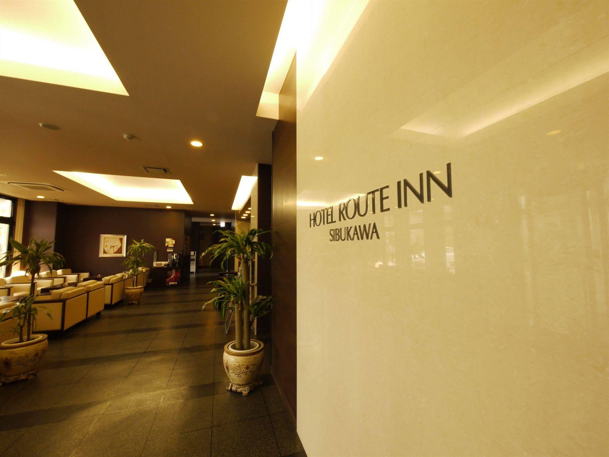 Hotel Route-Inn Shibukawa Exterior photo
